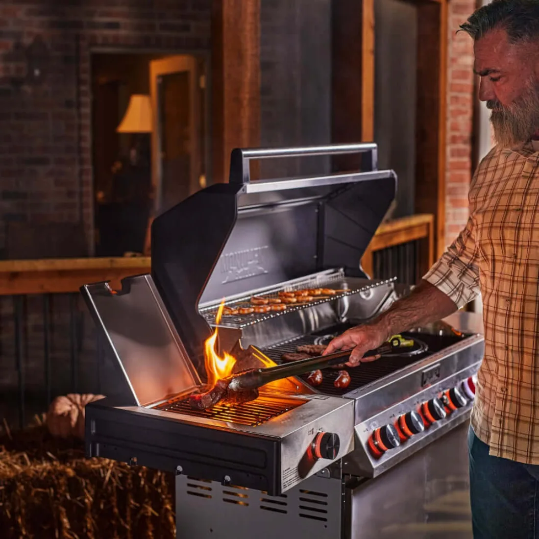 Monument Grills Denali 605Pro, Denali 605 and Eminence 605 Gas Grills